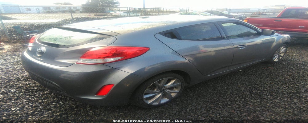 KMHTC6AD3HU310720 2017 HYUNDAI VELOSTER photo no. 4