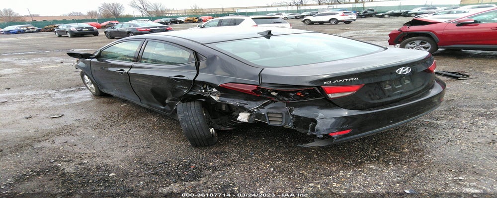 KMHDH4AE5FU228083 2015 HYUNDAI ELANTRA photo no. 3