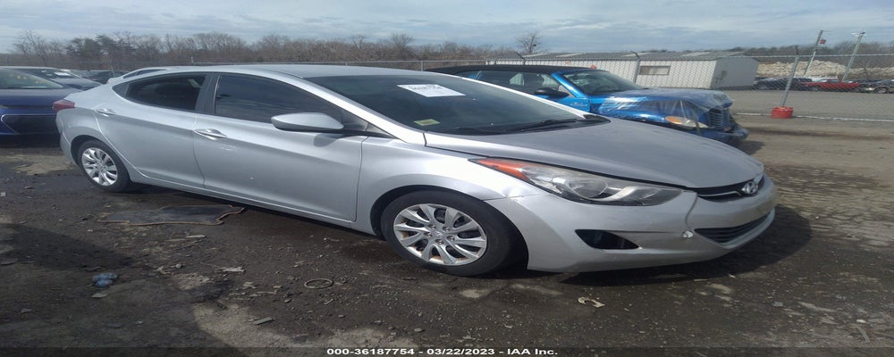 5NPDH4AE6DH211899 2013 HYUNDAI ELANTRA photo no. 16