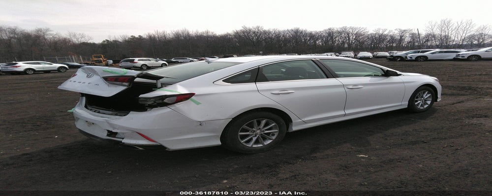 5NPE24AF4KH787986 2019 HYUNDAI SONATA photo no. 4