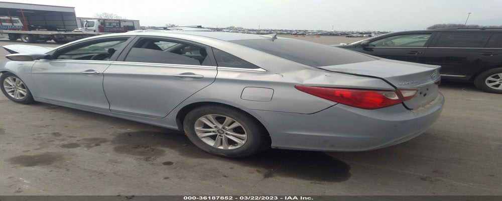 5NPEB4AC0DH627919 2013 HYUNDAI SONATA photo no. 3