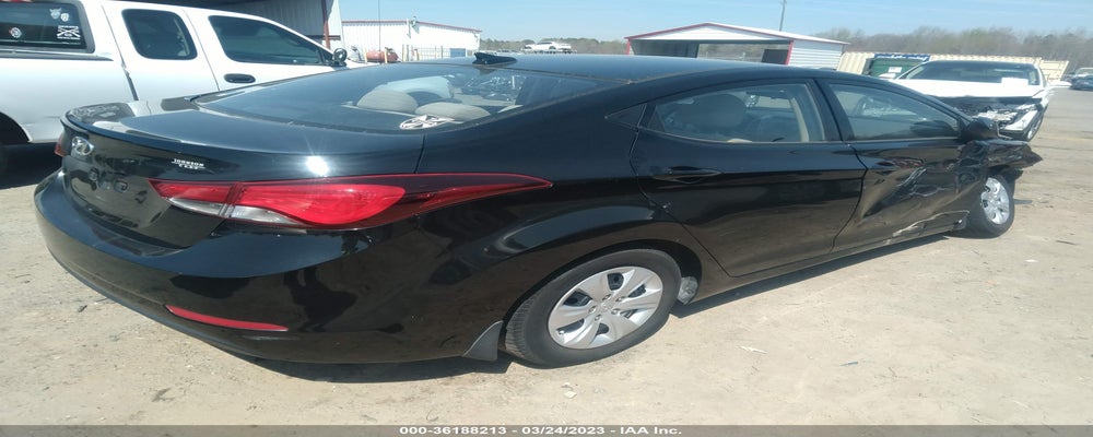 5NPDH4AE8GH722051 2016 HYUNDAI ELANTRA photo no. 4