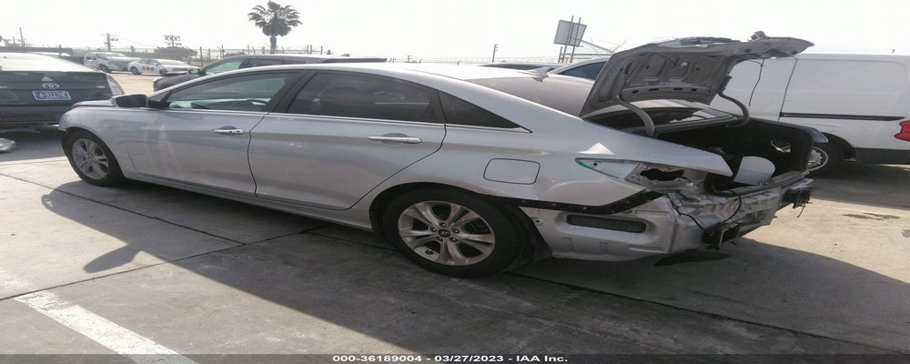 5NPEC4ACXBH004074 2011 HYUNDAI SONATA photo no. 3