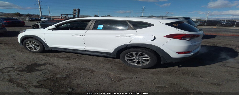 KM8J23A41GU168763 2016 HYUNDAI TUCSON photo no. 3
