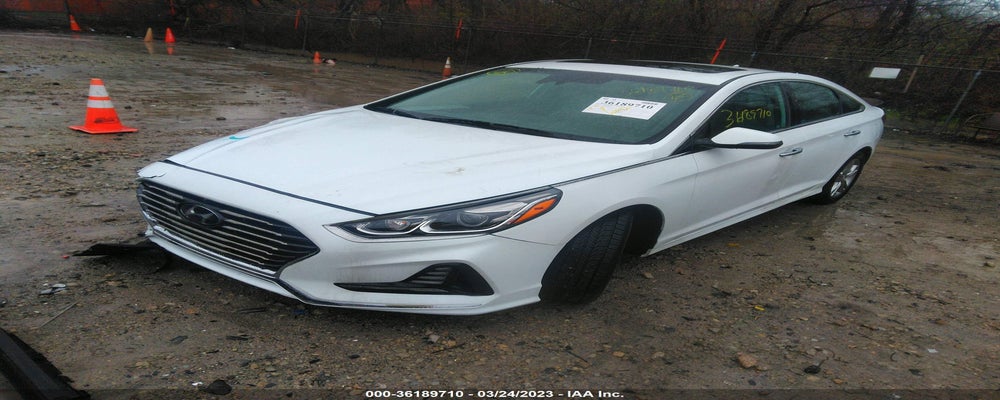 5NPE34AF9JH604772 2018 HYUNDAI SONATA photo no. 2
