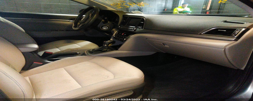 5NPD84LF4HH124143 2017 HYUNDAI ELANTRA photo no. 5
