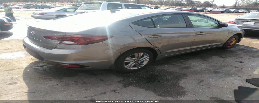 KMHD84LF2LU905446 2020 HYUNDAI ELANTRA photo no. 4