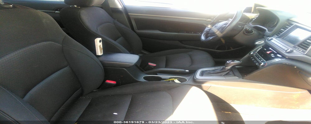 5NPD84LF5HH173335 2017 HYUNDAI ELANTRA photo no. 5