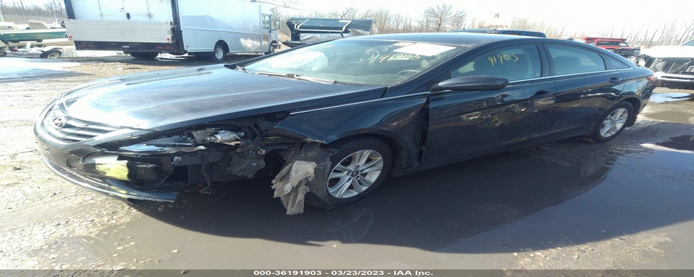 5NPEB4AC0DH744481 2013 HYUNDAI SONATA photo no. 2