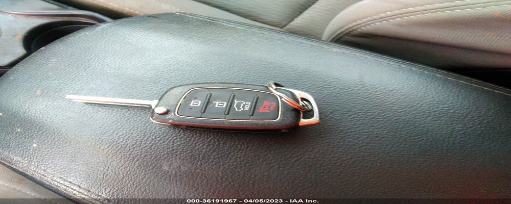 KM8SM4HF3GU134710 2016 HYUNDAI SANTA FE photo no. 11