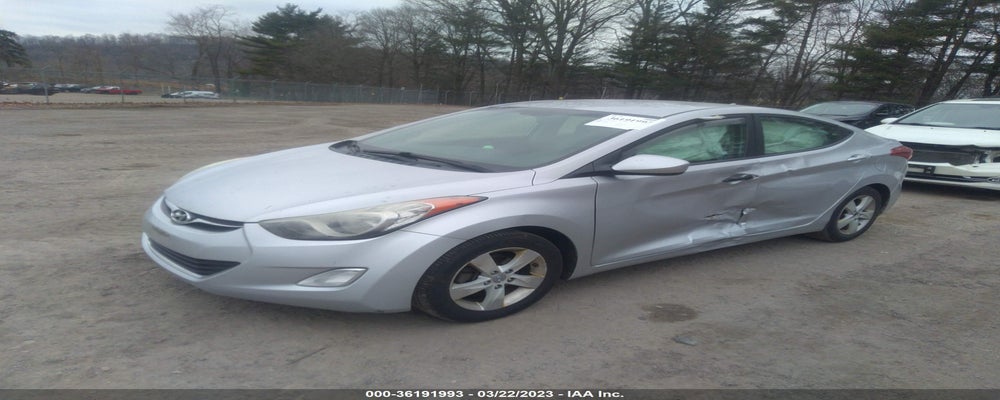 KMHDH4AE2DU547941 2013 HYUNDAI ELANTRA photo no. 2
