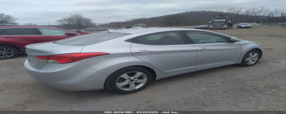 KMHDH4AE2DU547941 2013 HYUNDAI ELANTRA photo no. 4