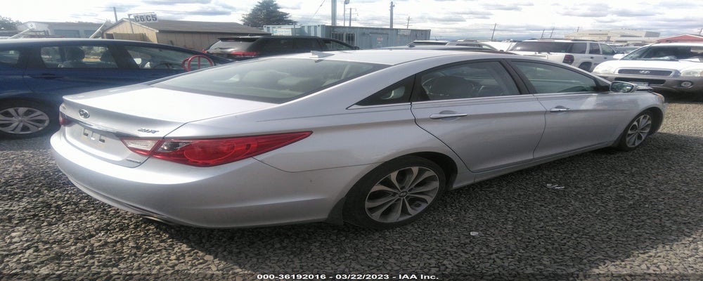 5NPEC4AB5DH694214 2013 HYUNDAI SONATA photo no. 4