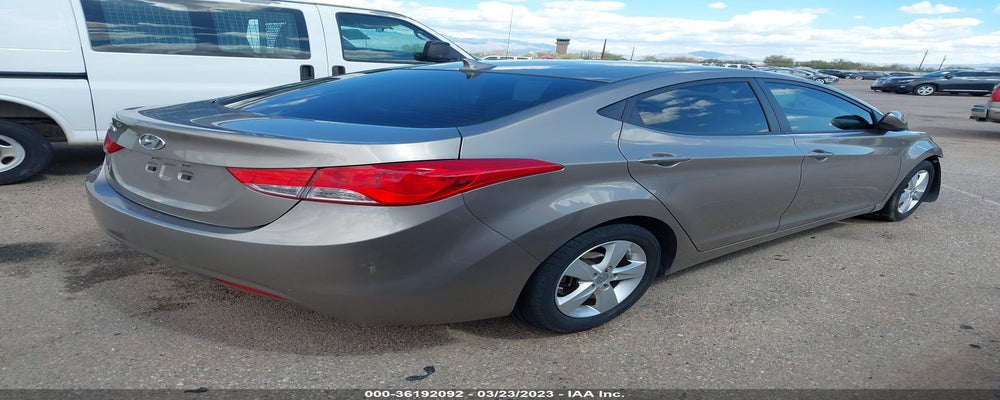 5NPDH4AE0DH441969 2013 HYUNDAI ELANTRA photo no. 4