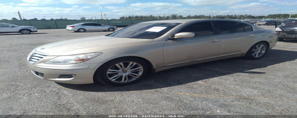 KMHGC4DF4BU116112 2011 HYUNDAI GENESIS photo no. 2