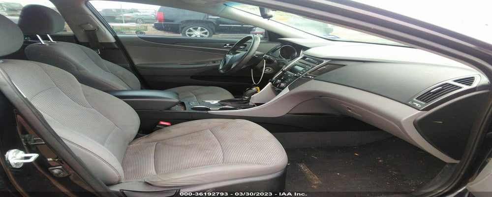 5NPEB4AC0EH944133 2014 HYUNDAI SONATA photo no. 5