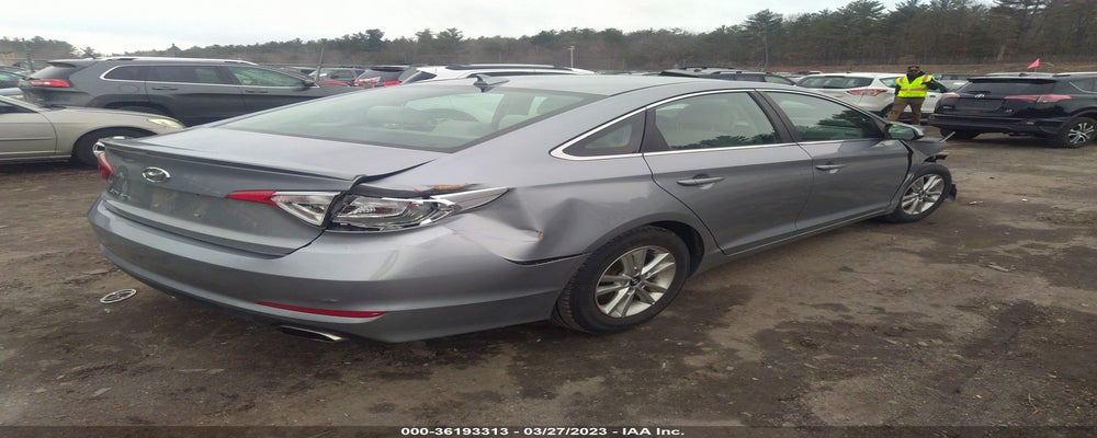 5NPE24AF5HH532420 2017 HYUNDAI SONATA photo no. 4