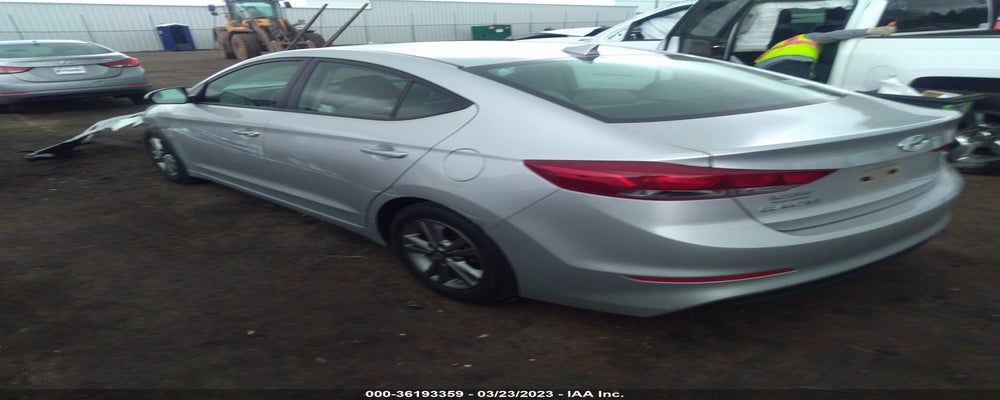 5NPD84LF1JH314987 2018 HYUNDAI ELANTRA photo no. 3