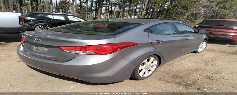 KMHDH4AE1BU131814 2011 HYUNDAI ELANTRA photo no. 4