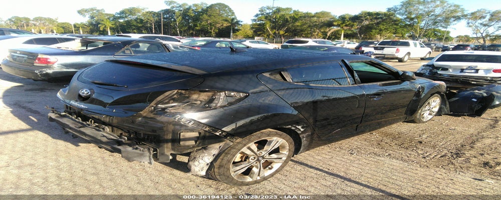 KMHTC6AD0HU322095 2017 HYUNDAI VELOSTER photo no. 4