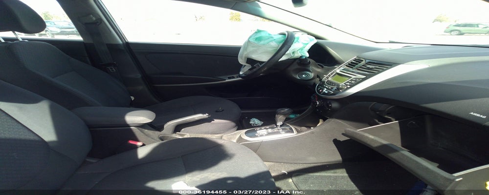 KMHCU5AE9DU097167 2013 HYUNDAI ACCENT photo no. 5