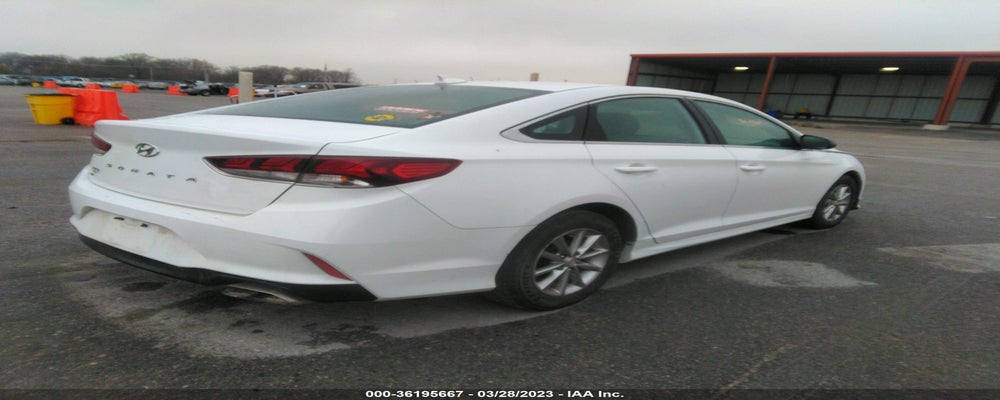 5NPE24AF4JH725809 2018 HYUNDAI SONATA photo no. 4