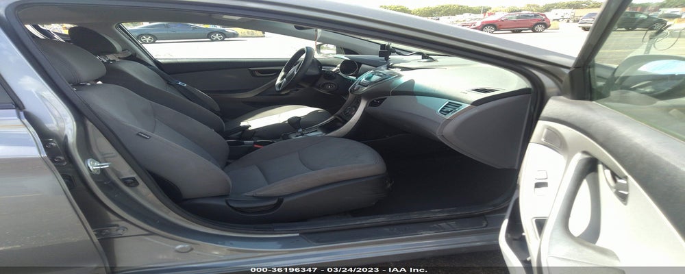 5NPDH4AE0DH206858 2013 HYUNDAI ELANTRA photo no. 5
