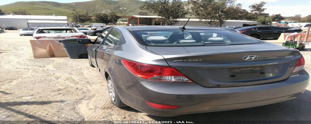 KMHCT4AE8EU713505 2014 HYUNDAI ACCENT photo no. 3