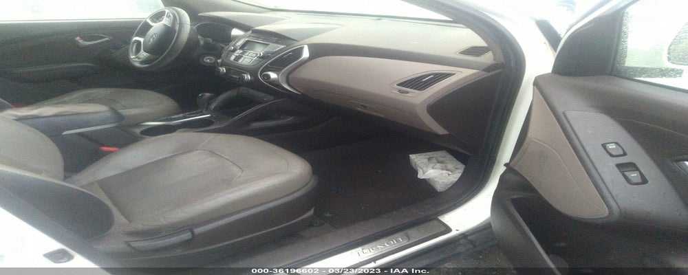 KM8JU3AC6CU527987 2012 HYUNDAI TUCSON photo no. 5