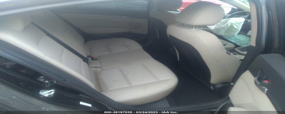 KMHD74LFXHU393347 2017 HYUNDAI ELANTRA photo no. 8