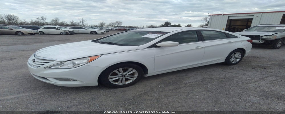5NPEB4AC5DH554773 2013 HYUNDAI SONATA photo no. 2