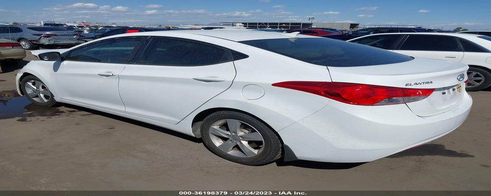 5NPDH4AE6DH266837 2013 HYUNDAI ELANTRA photo no. 3