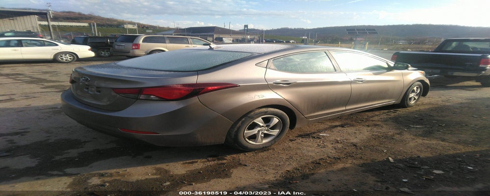 5NPDH4AE4EH483675 2014 HYUNDAI ELANTRA photo no. 4