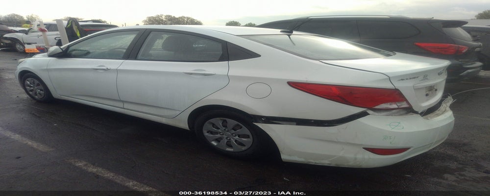 KMHCT4AE7GU946813 2016 HYUNDAI ACCENT photo no. 3