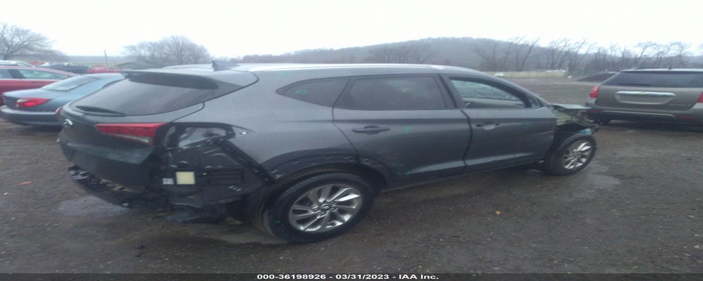 KM8J33A41HU421739 2017 HYUNDAI TUCSON photo no. 4