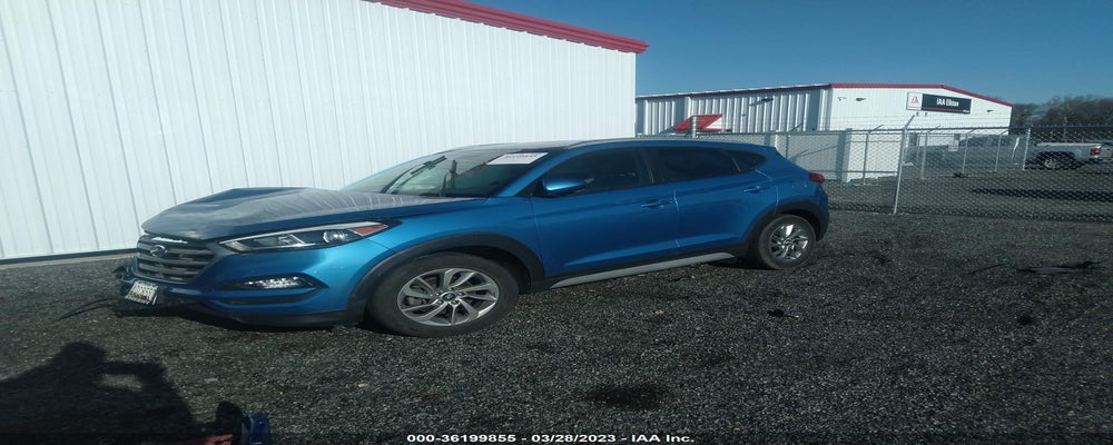 KM8J33A49HU447960 2017 HYUNDAI TUCSON photo no. 2