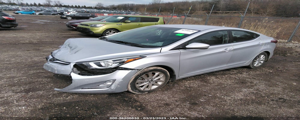KMHDH4AE6FU342156 2015 HYUNDAI ELANTRA photo no. 2