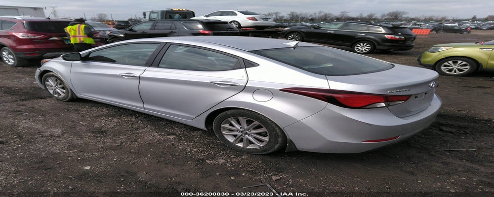 KMHDH4AE6FU342156 2015 HYUNDAI ELANTRA photo no. 3