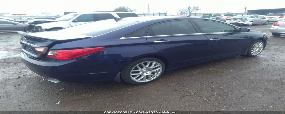 5NPEC4ACXDH723683 2013 HYUNDAI SONATA photo no. 4