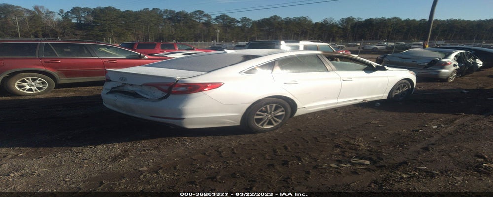 5NPE24AF1FH022045 2015 HYUNDAI SONATA photo no. 4