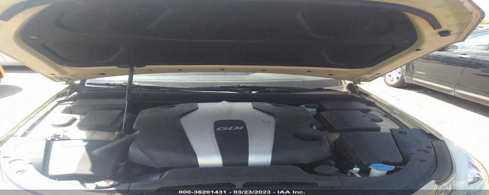 KMHGC4DD8CU206475 2012 HYUNDAI GENESIS photo no. 10