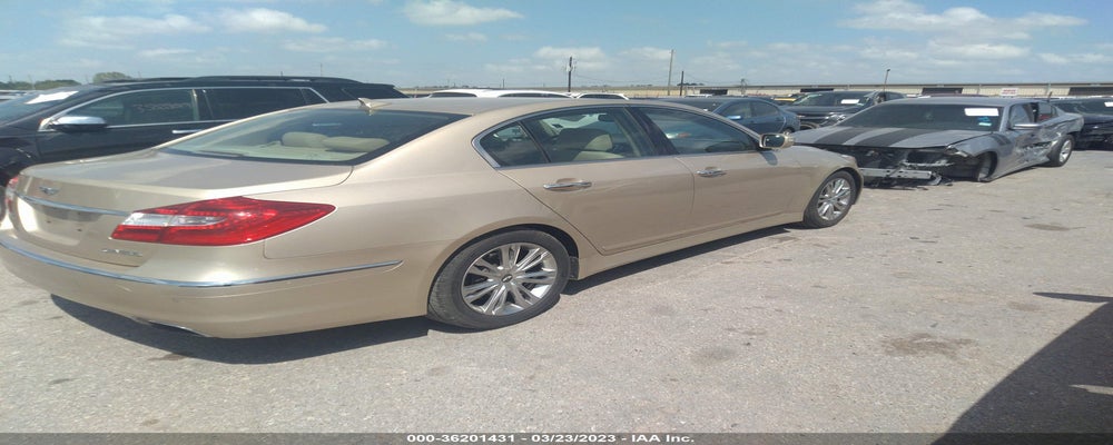 KMHGC4DD8CU206475 2012 HYUNDAI GENESIS photo no. 4