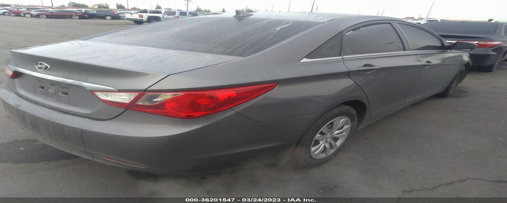 5NPEB4AC3BH292183 2011 HYUNDAI SONATA photo no. 4