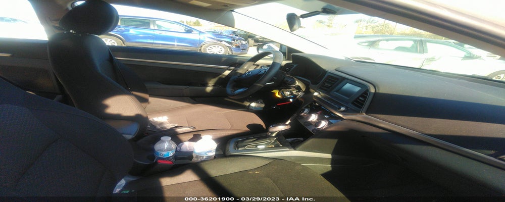 5NPD74LF8KH442325 2019 HYUNDAI ELANTRA photo no. 5