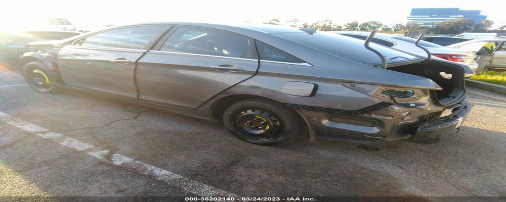 5NPEB4AC4DH727859 2013 HYUNDAI SONATA photo no. 3