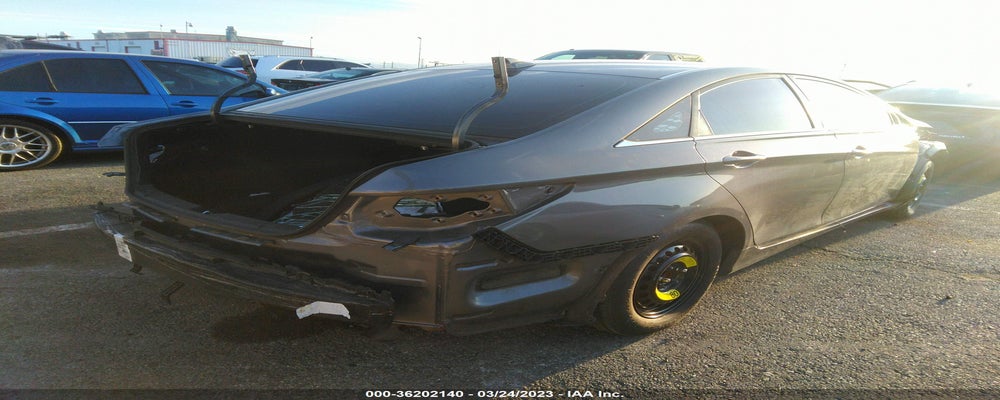 5NPEB4AC4DH727859 2013 HYUNDAI SONATA photo no. 4