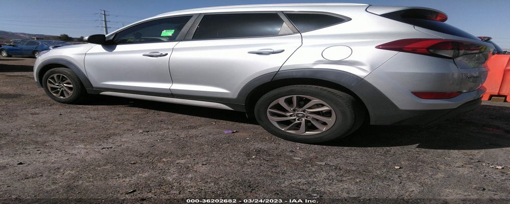 KM8J33A41JU698624 2018 HYUNDAI TUCSON photo no. 3