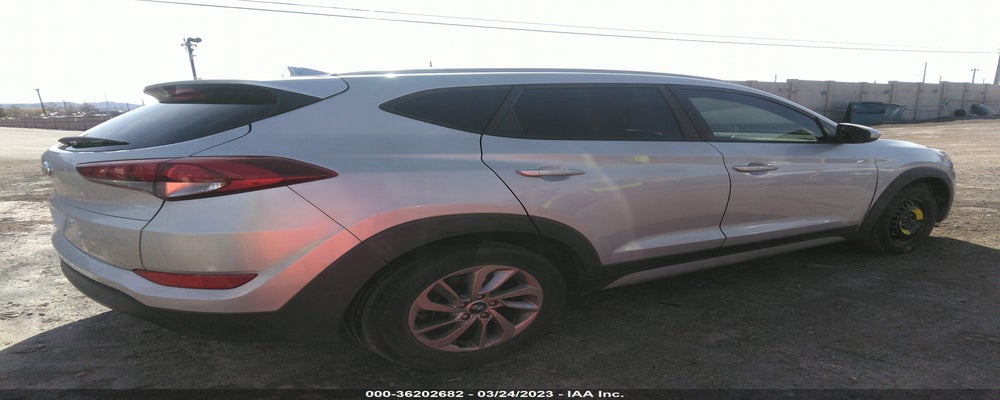 KM8J33A41JU698624 2018 HYUNDAI TUCSON photo no. 4