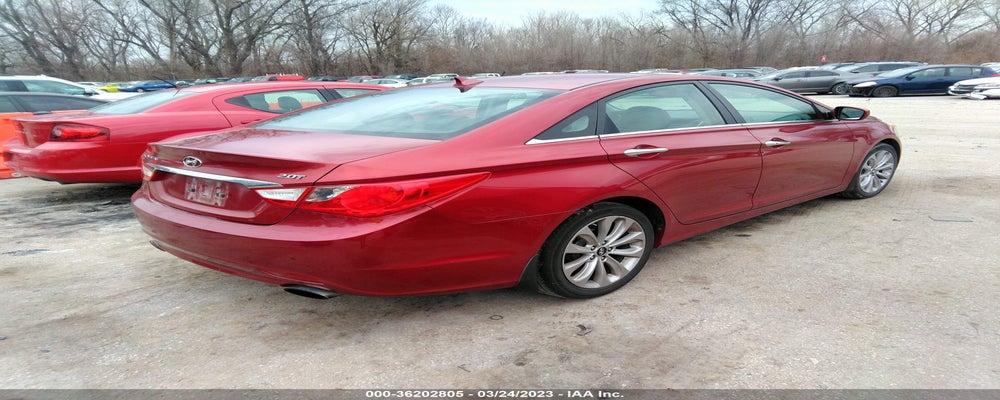 5NPEC4AB3BH315918 2011 HYUNDAI SONATA photo no. 4