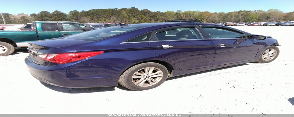 5NPEB4AC8BH082386 2011 HYUNDAI SONATA photo no. 4